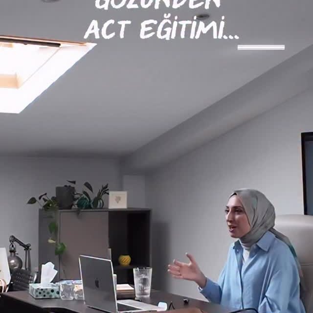Kabul ve Kararlılık Terapisi(ACT)  Temel Uygulama Eğitimi Mayıs 2026 grubu ile bugün itibari ile eğitimimizi tamamladık. Bağlamsal Davranış Bilimleri ailesine yeni uygulayıcılar kazandırmaktan onur duyuyorum. 

Her duygu ile canlandığımız ve yepyeni tecrübeler kazandığımız bu eğitim sürecini benimle paylaşan tüm meslektaşlarıma candan teşekkür ediyorum🥹